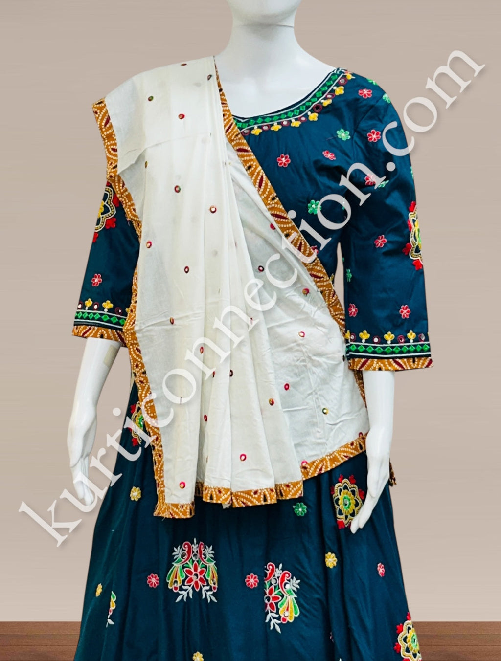 13ADFCD3-515E-4515-8EAD-23B5CB3CF7DF - Kurti Connection USA