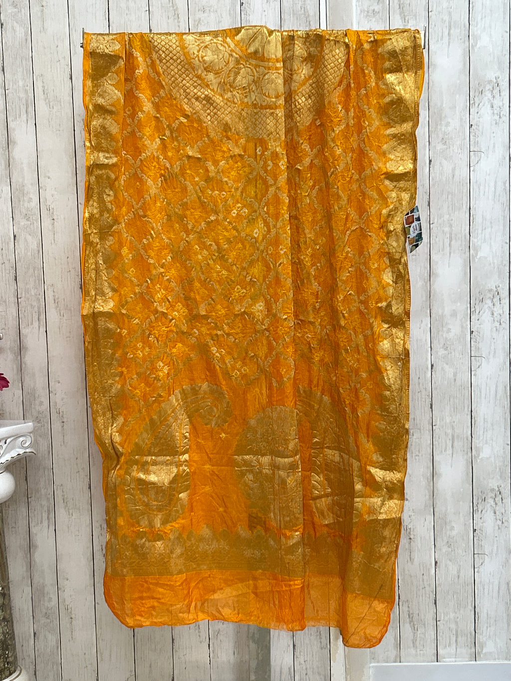 Bandhani silk dupatta
