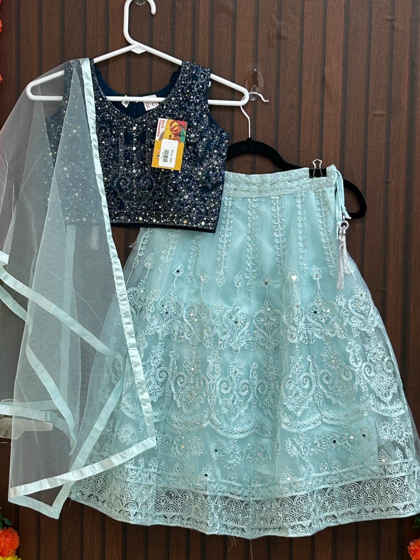 77102DC8-BBFC-49FA-86AB-9D590B266C3C - Kurti Connection USA
