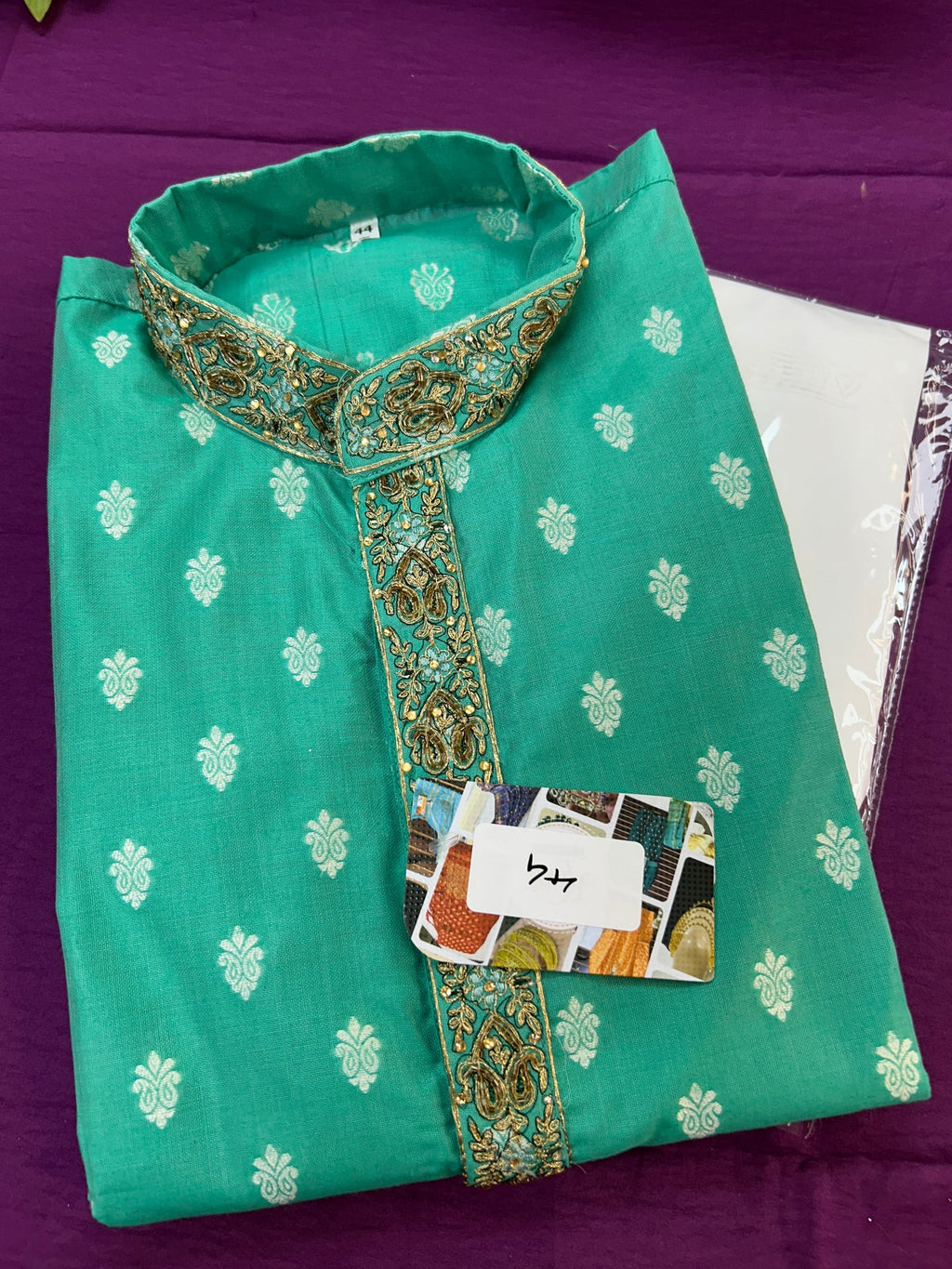7BA746C0-C294-4616-8ADD-9A853B0AAE6A - Kurti Connection USA