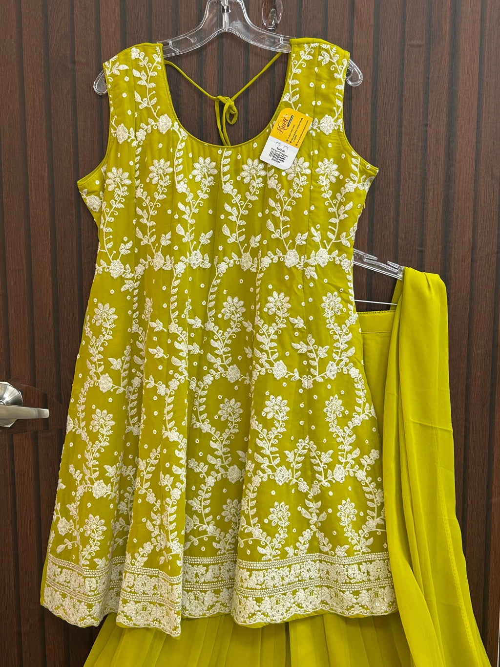 BCA9A73F-3D07-46AD-9EB7-B467EDCE3950 - Kurti Connection USA
