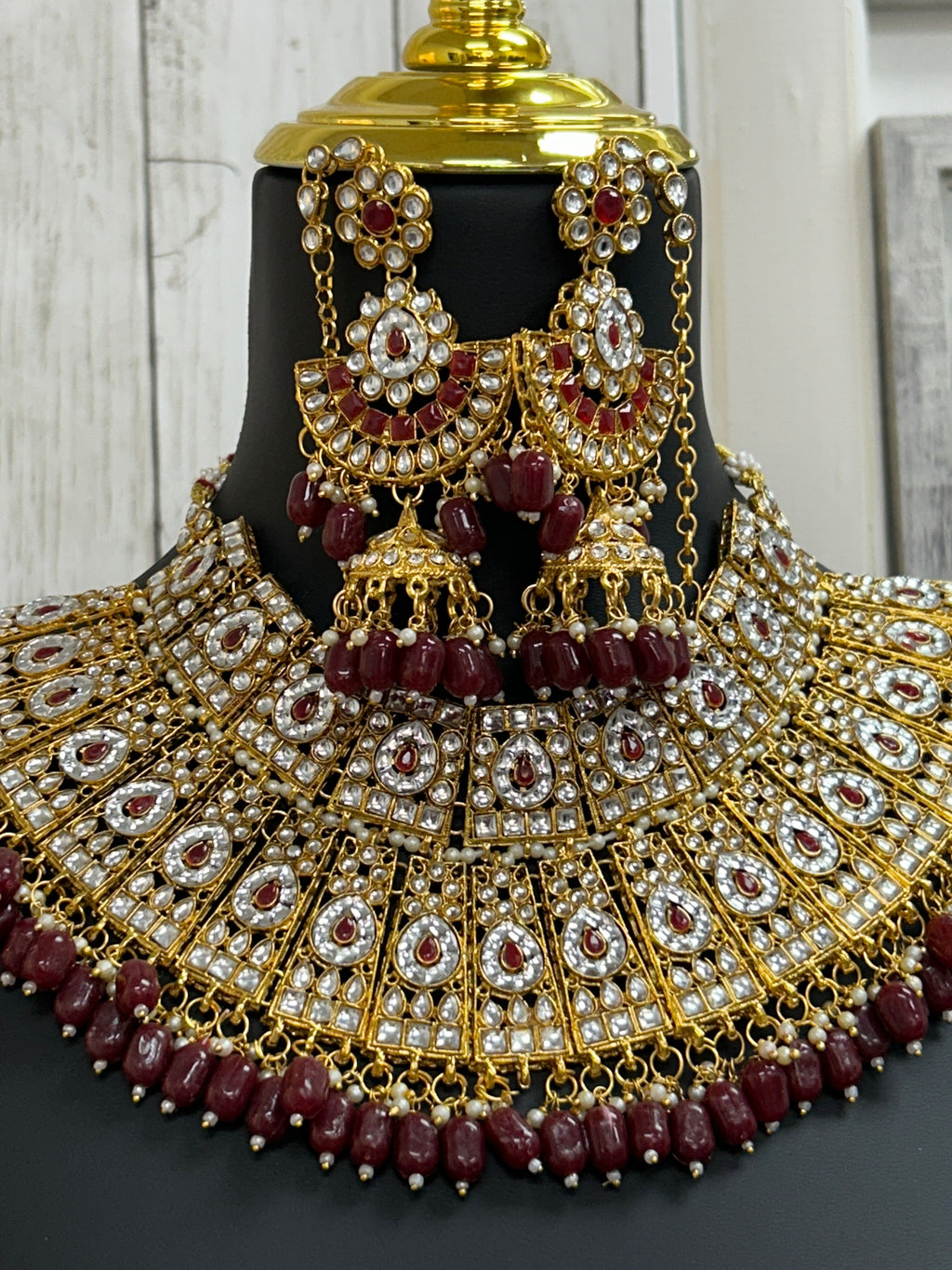 Bridal necklace set by Kurti Connection USA
