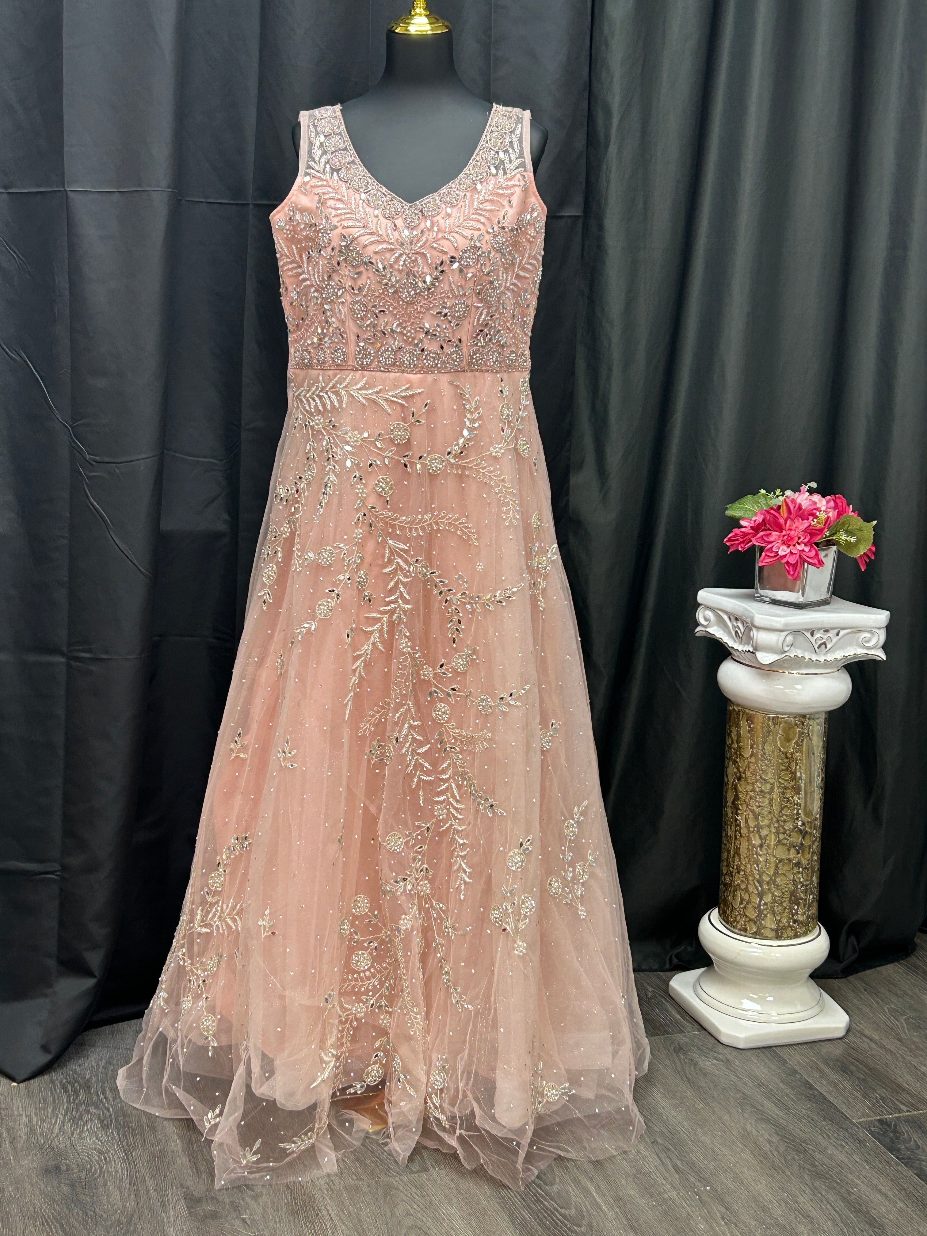 Heavy party wear gown by Kurti Connection USA