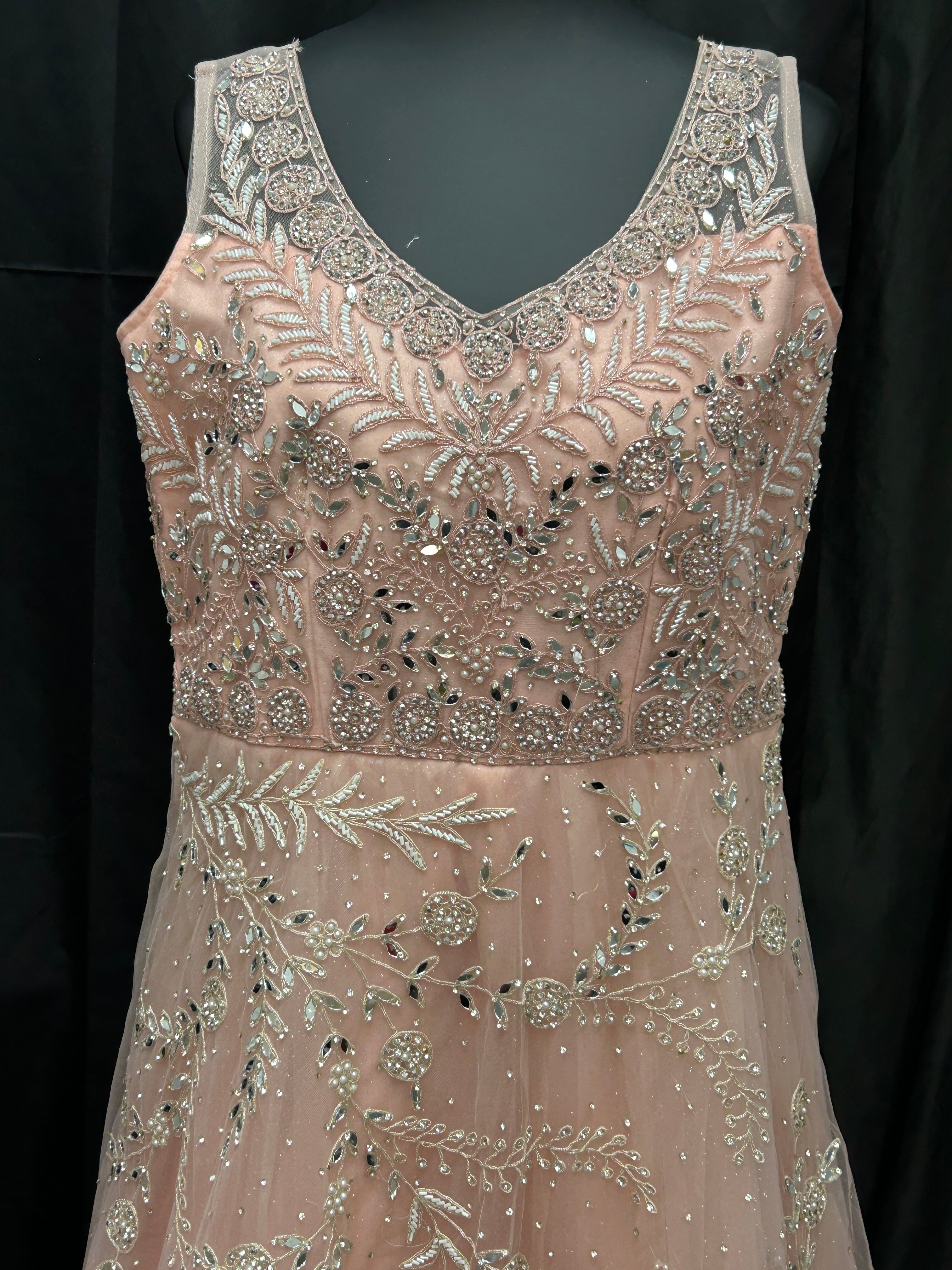 Heavy party wear gown by Kurti Connection USA