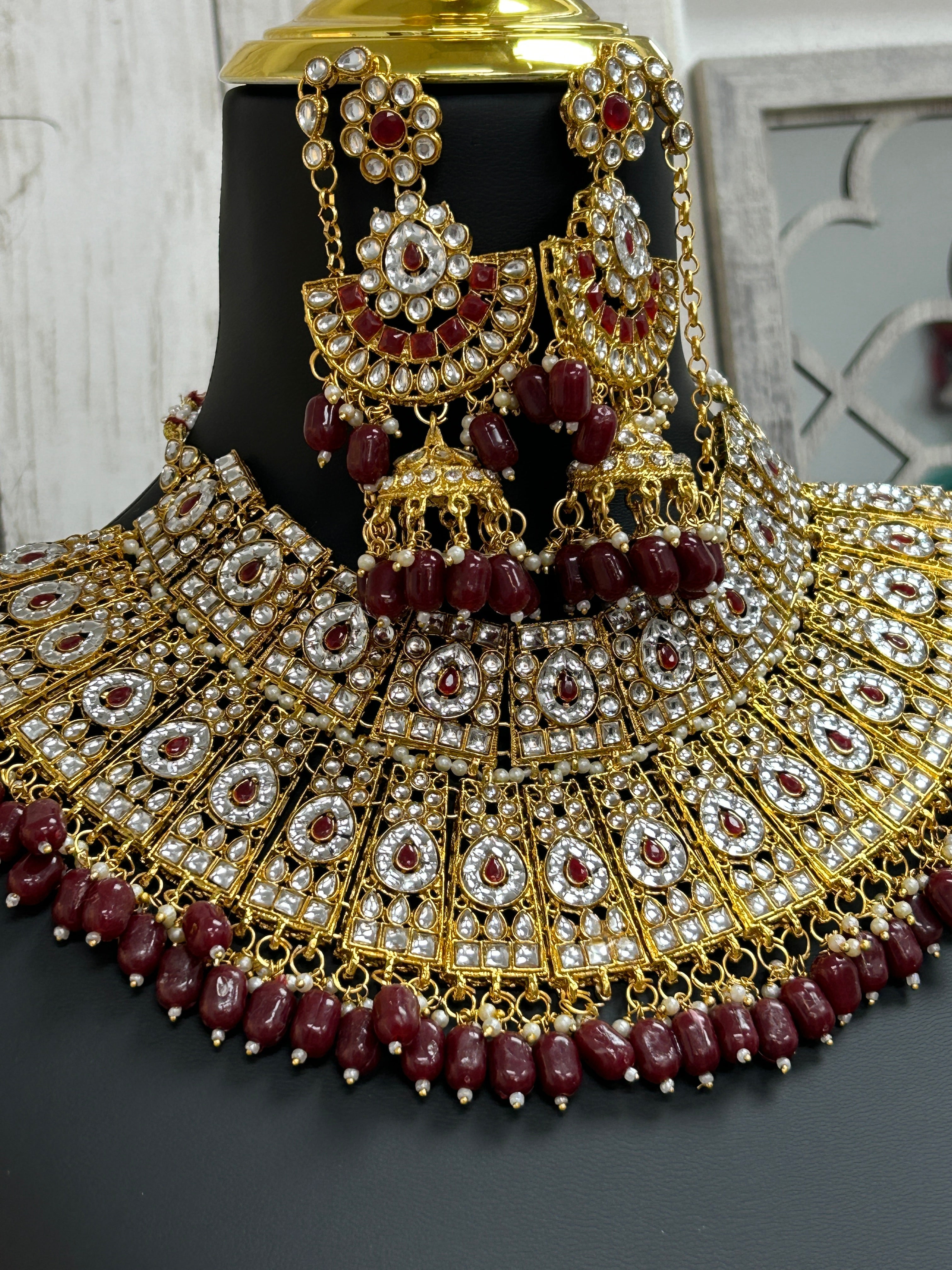 Bridal necklace set by Kurti Connection USA