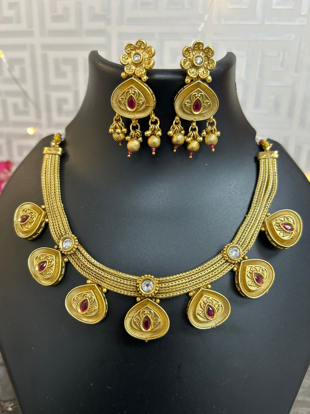 Antique gold finish necklace set by Kurti Connection USA