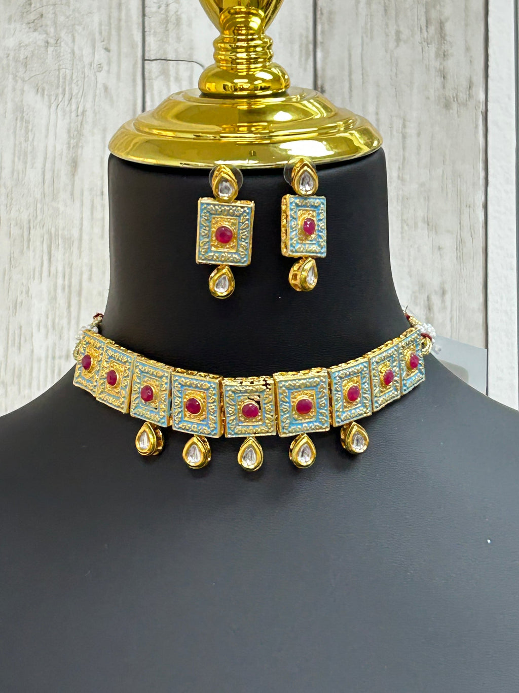 Necklace set by Kurti Connection USA