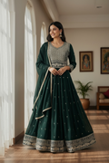 Chinon silk long gown : green