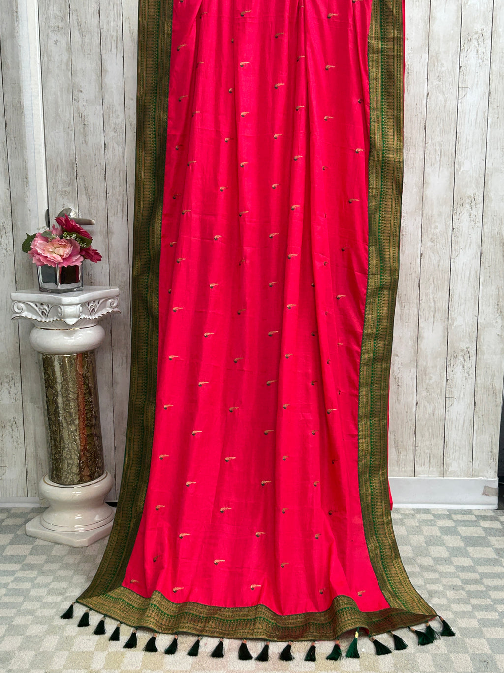Dola silk saree